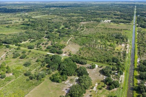 Commercial property in Okeechobee, Florida № 2246377 - photo 15