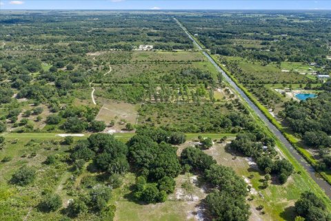 Commercial property in Okeechobee, Florida № 2246377 - photo 14