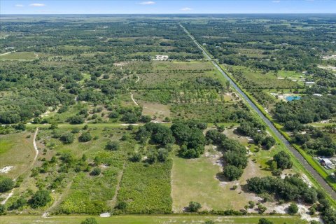 Commercial property in Okeechobee, Florida № 2246377 - photo 23
