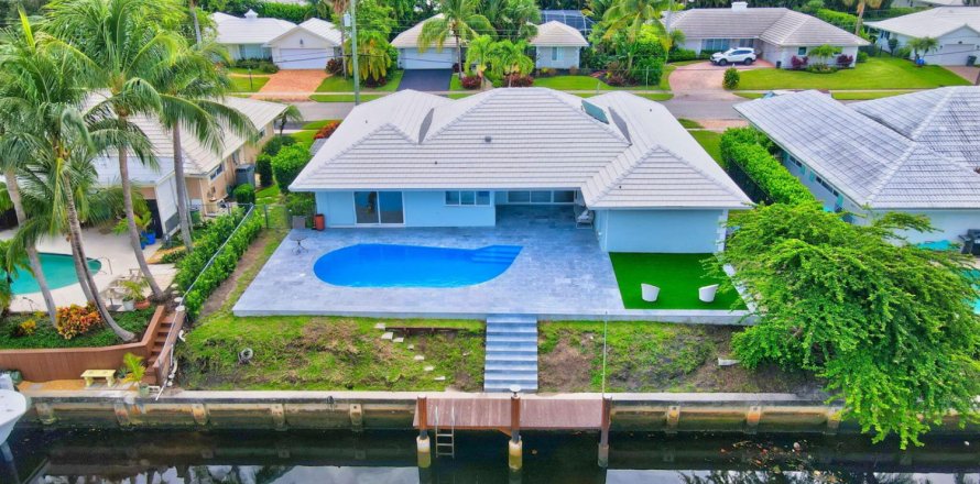 House in Boca Raton, Florida 3 bedrooms, 182.55 sq.m. № 2146894