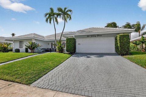 House in Boca Raton, Florida 3 bedrooms, 182.55 sq.m. № 2146894 - photo 4