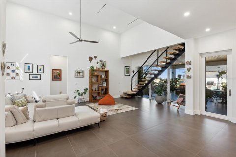 Villa ou maison à vendre à Minneola, Floride: 3 chambres, 284.75 m2 № 2139123 - photo 11