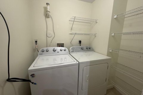 Condo in Coral Springs, Florida, 2 bedrooms  № 2153763 - photo 12