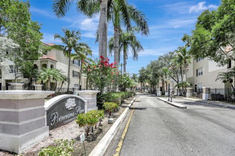 Condo in Coral Springs, Florida, 2 bedrooms  № 2153763 - photo 21