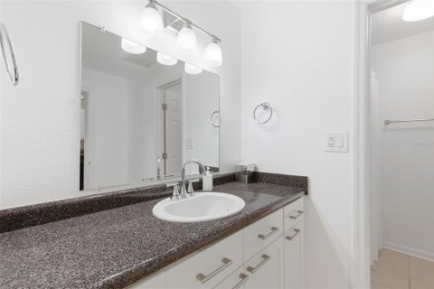 Copropriété à vendre à Saint Petersburg, Floride: 1 chambre, 76.46 m2 № 2114925 - photo 9