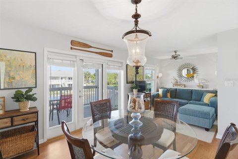 Copropriété à vendre à Saint Petersburg, Floride: 1 chambre, 76.46 m2 № 2114925 - photo 12