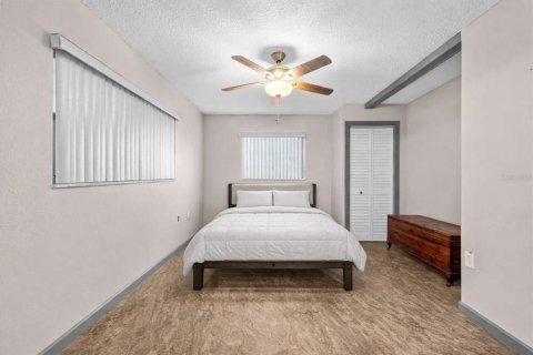 Villa ou maison à vendre à New Port Richey, Floride: 3 chambres, 158.03 m2 № 2150245 - photo 13