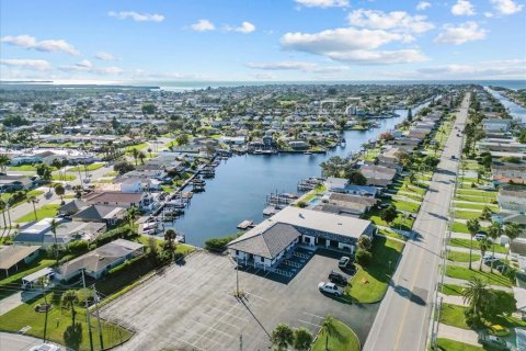 Villa ou maison à vendre à New Port Richey, Floride: 3 chambres, 158.03 m2 № 2150245 - photo 24