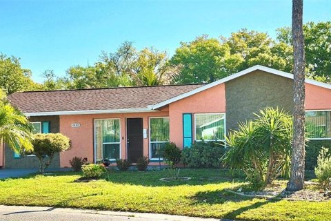 Villa ou maison à vendre à New Port Richey, Floride: 3 chambres, 158.03 m2 № 2150245 - photo 8