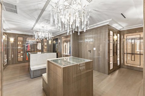 Купить кондоминиум в Майами-Бич, Флорида 5 спален, 708.84м2, № 1941925 - фото 24