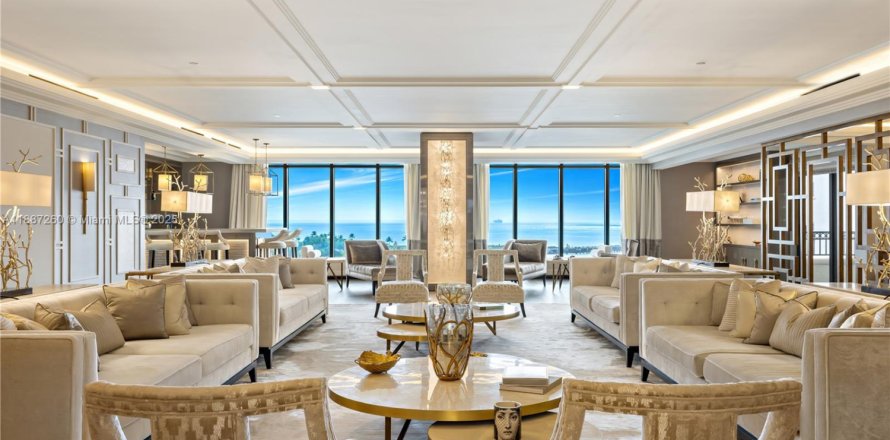 Кондоминиум с 5 спальнями в Майами-Бич, Флорида № 1941925