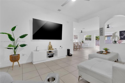 Villa ou maison à vendre à Homestead, Floride: 3 chambres, 157.93 m2 № 1967844 - photo 8