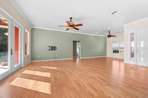 House in Gainesville, Florida 3 bedrooms, 170.48 sq.m. № 2110063 - photo 13