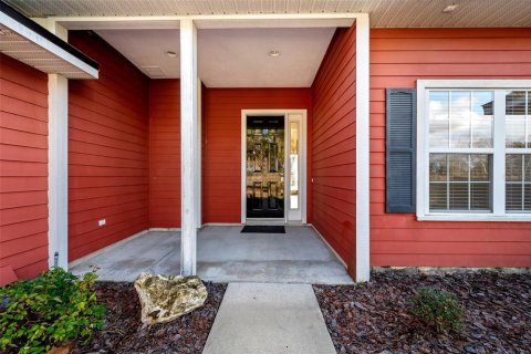 House in Gainesville, Florida 3 bedrooms, 170.48 sq.m. № 2110063 - photo 2