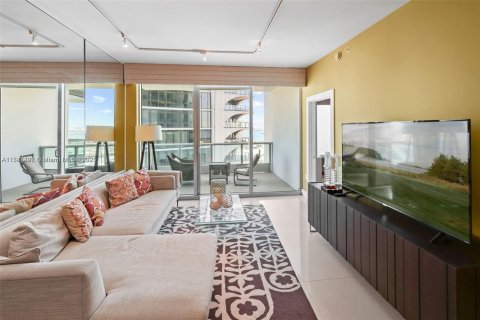 Condominio en venta en Miami, Florida, 1 dormitorio, 95.78 m2 № 1702330 - foto 6