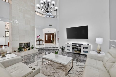 Купить виллу или дом в Бока-Ратон, Флорида 10 комнат, 252.88м2, № 2083306 - фото 11