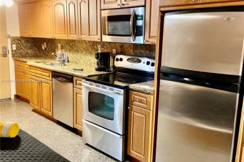 Condominio en venta en Sunny Isles Beach, Florida, 33.44 m2 № 1977507 - foto 3