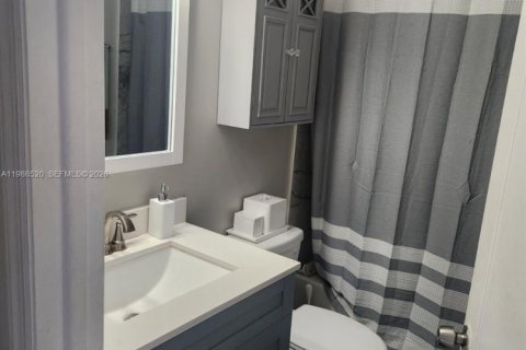 Купить виллу или дом в Майами, Флорида 4 спальни, 148.27м2, № 2052634 - фото 13