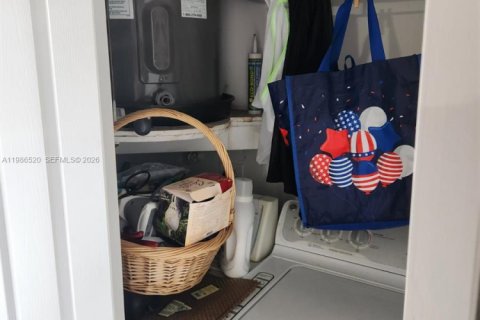 Купить виллу или дом в Майами, Флорида 4 спальни, 148.27м2, № 2052634 - фото 11