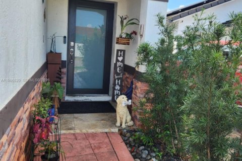 Купить виллу или дом в Майами, Флорида 4 спальни, 148.27м2, № 2052634 - фото 4