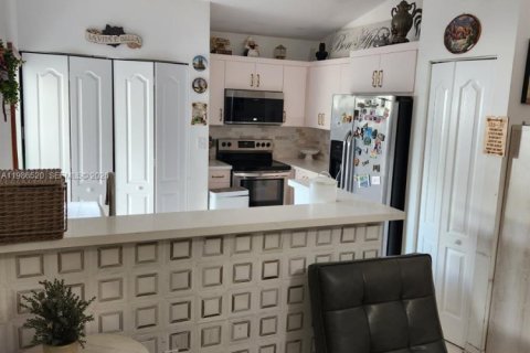 Купить виллу или дом в Майами, Флорида 4 спальни, 148.27м2, № 2052634 - фото 8