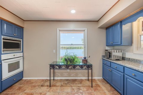 Casa en venta en Melrose, Florida, 3 dormitorios, 291.99 m2 № 2107599 - foto 14