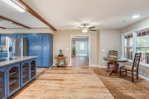 Casa en venta en Melrose, Florida, 3 dormitorios, 291.99 m2 № 2107599 - foto 17
