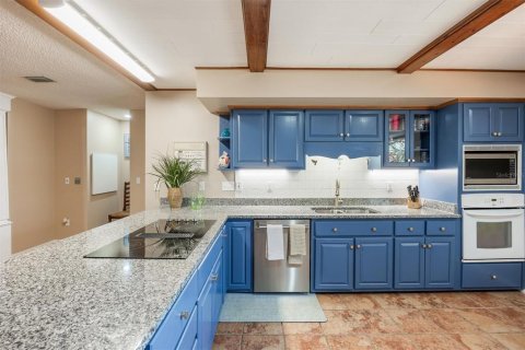 Casa en venta en Melrose, Florida, 3 dormitorios, 291.99 m2 № 2107599 - foto 8