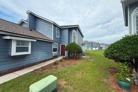 Townhouse in Davenport, Florida 3 bedrooms, 152.17 sq.m. № 2277570