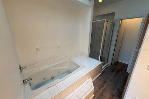 Townhouse in Davenport, Florida 3 bedrooms, 152.17 sq.m. № 2277570 - photo 30