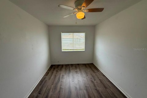 Townhouse in Davenport, Florida 3 bedrooms, 152.17 sq.m. № 2277570 - photo 19