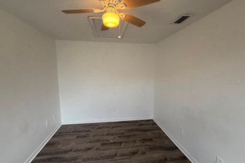 Townhouse in Davenport, Florida 3 bedrooms, 152.17 sq.m. № 2277570 - photo 23