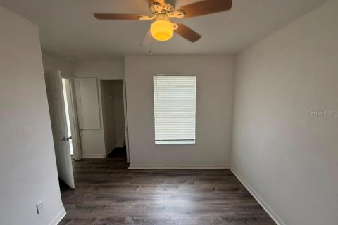 Townhouse in Davenport, Florida 3 bedrooms, 152.17 sq.m. № 2277570 - photo 24