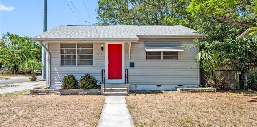 Villa ou maison à Saint Petersburg, Floride 3 chambres, 116.5 m2 № 2102928