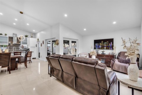 Casa en venta en Miami, Florida, 3 dormitorios, 111.58 m2 № 1836467 - foto 4