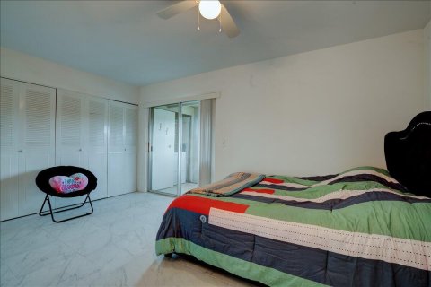 Condo in Delray Beach, Florida, 1 bedroom № 2264998 - photo 10