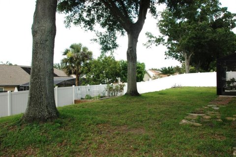 House in Clermont, Florida 4 bedrooms, 196.95 sq.m. № 1777106 - photo 3
