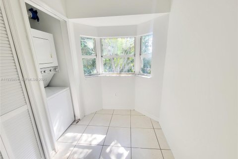 Condo in Homestead, Florida, 2 bedrooms  № 1995477 - photo 8