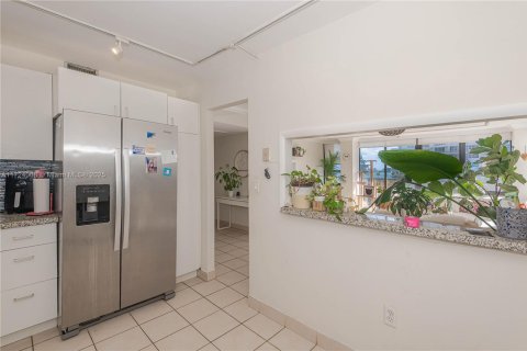 Copropriété à vendre à Miami, Floride: 2 chambres, 113.15 m2 № 1483231 - photo 18