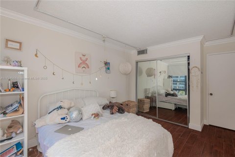 Copropriété à vendre à Miami, Floride: 2 chambres, 113.15 m2 № 1483231 - photo 14