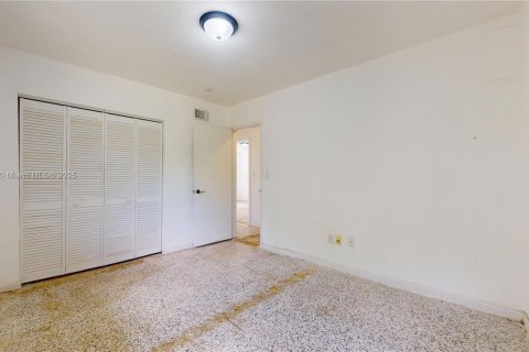Casa en venta en Palmetto Bay, Florida, 3 dormitorios, 158.31 m2 № 1748246 - foto 19