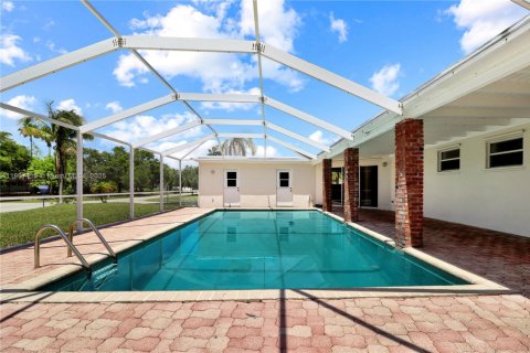 Casa en venta en Palmetto Bay, Florida, 3 dormitorios, 158.31 m2 № 1748246 - foto 3
