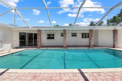 Casa en venta en Palmetto Bay, Florida, 3 dormitorios, 158.31 m2 № 1748246 - foto 27