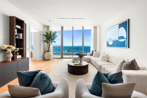 Купить кондоминиум в Майами, Флорида 3 спальни, 245.26м2, № 2047811 - фото 9