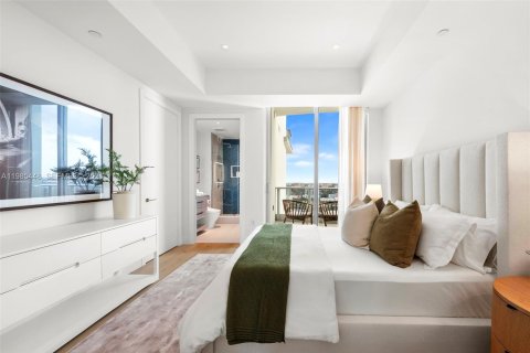 Купить кондоминиум в Майами, Флорида 3 спальни, 245.26м2, № 2047811 - фото 21