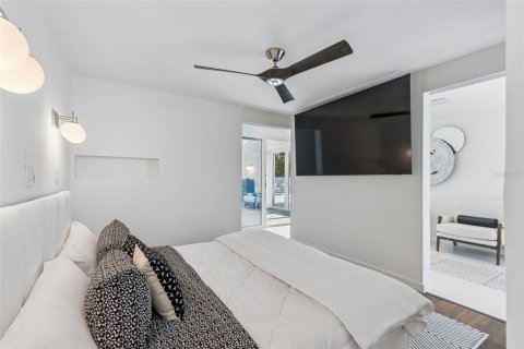 Villa ou maison à vendre à Sarasota, Floride: 4 chambres, 372.17 m2 № 2142227 - photo 16