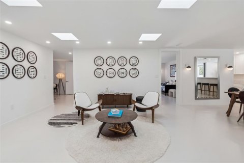 Villa ou maison à vendre à Sarasota, Floride: 4 chambres, 372.17 m2 № 2142227 - photo 7