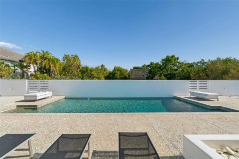 Villa ou maison à vendre à Sarasota, Floride: 4 chambres, 372.17 m2 № 2142227 - photo 9