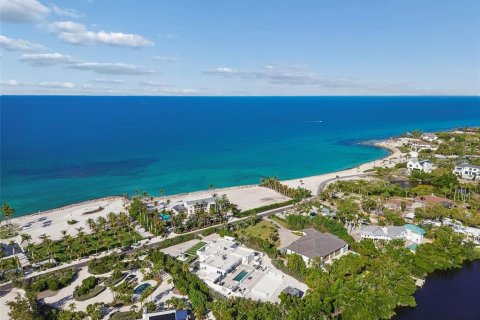 Villa ou maison à Sarasota, Floride 4 chambres, 372.17 m2 № 2142227