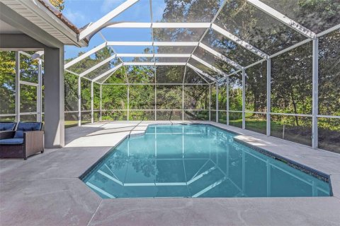 House in Tampa, Florida 5 bedrooms, 277.03 sq.m. № 1884556 - photo 15